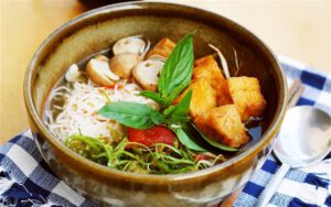 Vegan Vietnamesische Reisnudeln